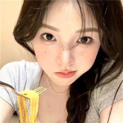 柯罗内的故事